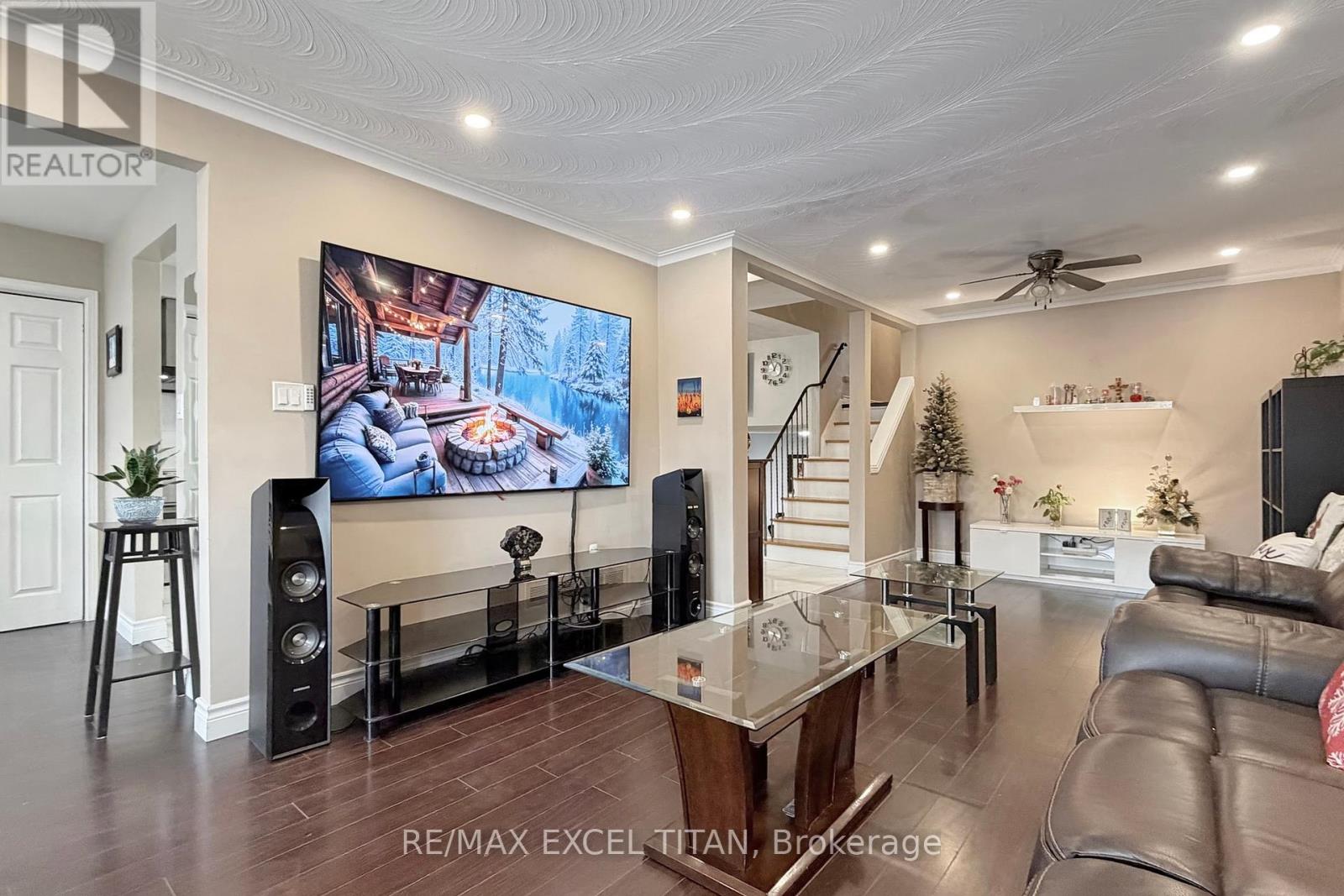 251 Shawnee Circle, Toronto, Ontario  M2H 2Y3 - Photo 5 - C12646216