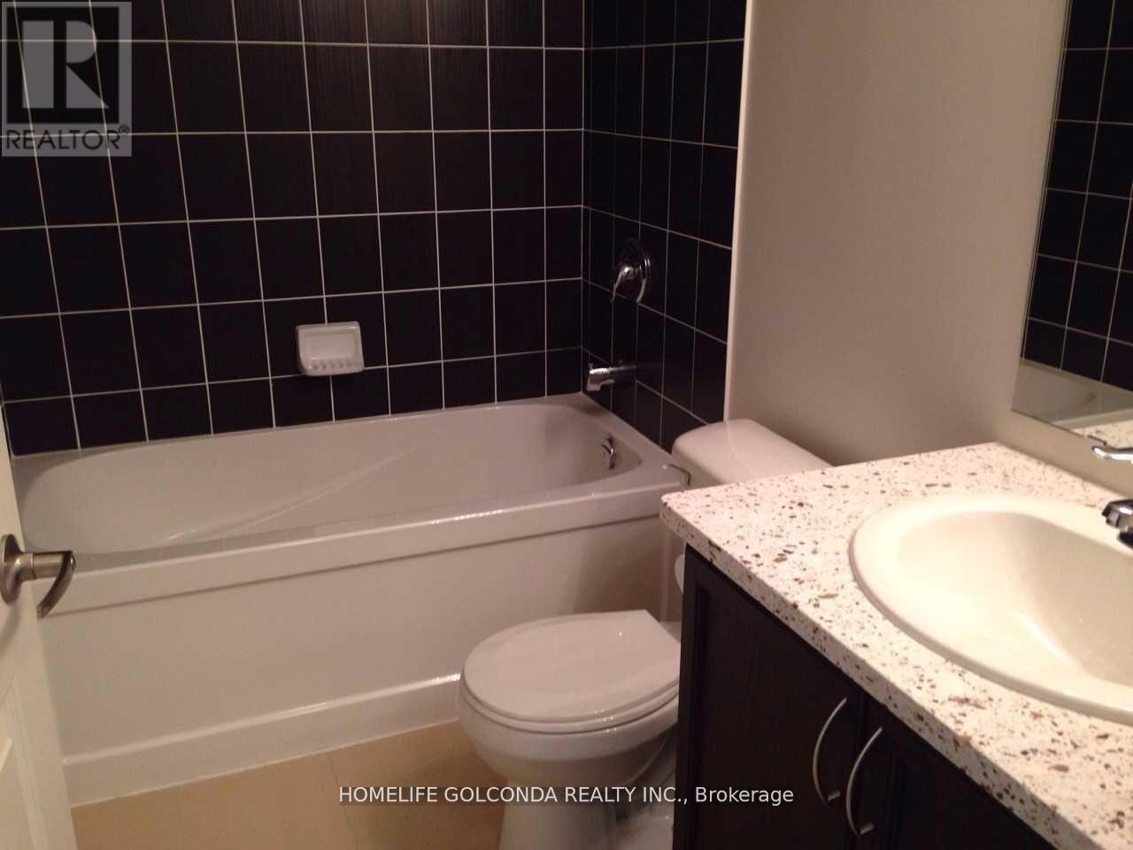 1805 - 19 Grand Trunk Crescent, Toronto, Ontario  M5J 3A3 - Photo 4 - C12646234