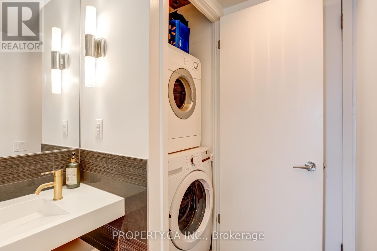 1002 - 70 Distillery Lane, Toronto, Ontario  M5A 0E3 - Photo 28 - C12646256