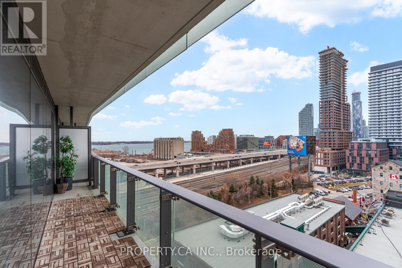 1002 - 70 Distillery Lane, Toronto, Ontario  M5A 0E3 - Photo 34 - C12646256