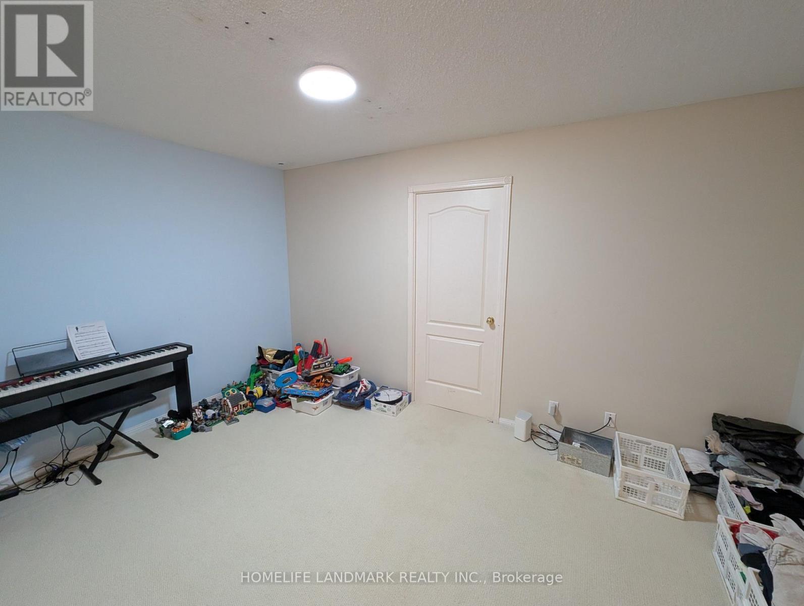 1002 - 28 Sommerset Way, Toronto, Ontario  M2N 6W7 - Photo 7 - C12646338