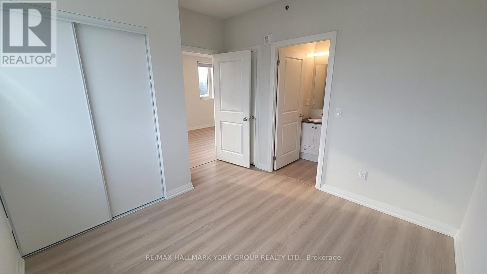 204 - 13042 YONGE STREET, Richmond Hill, Ontario