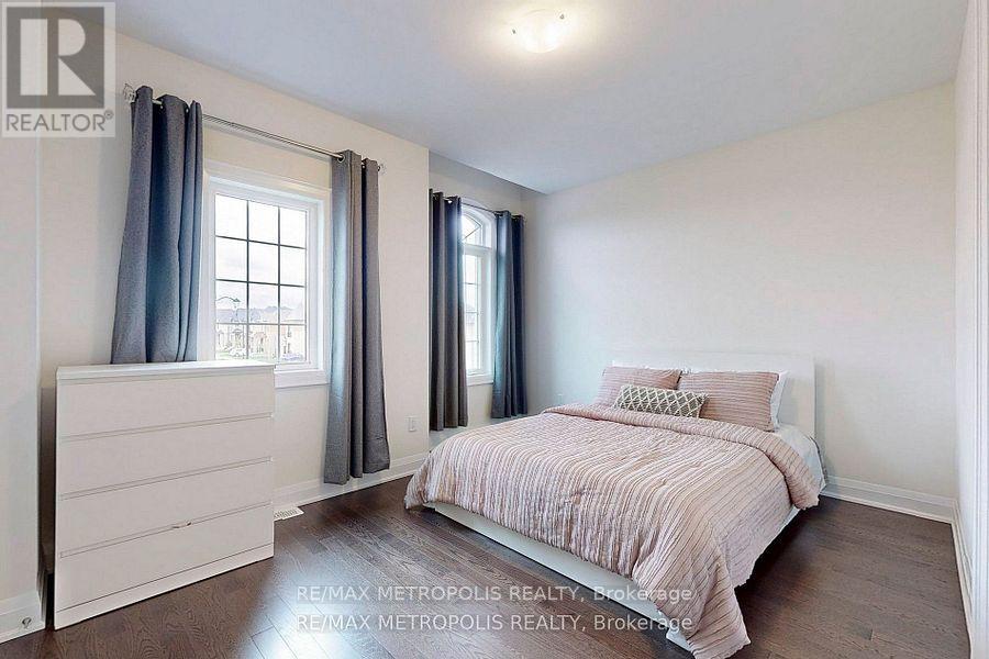 Room A - 100 Ballantyne Boulevard, Vaughan, Ontario  L3L 0E8 - Photo 2 - N12646272