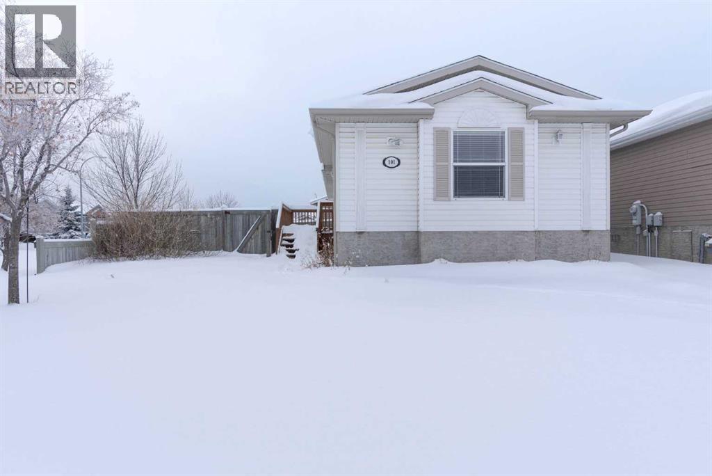 101 Balsam Way, Fort Mcmurray, Alberta T9K 0G2 - Photo 1 - A2275852