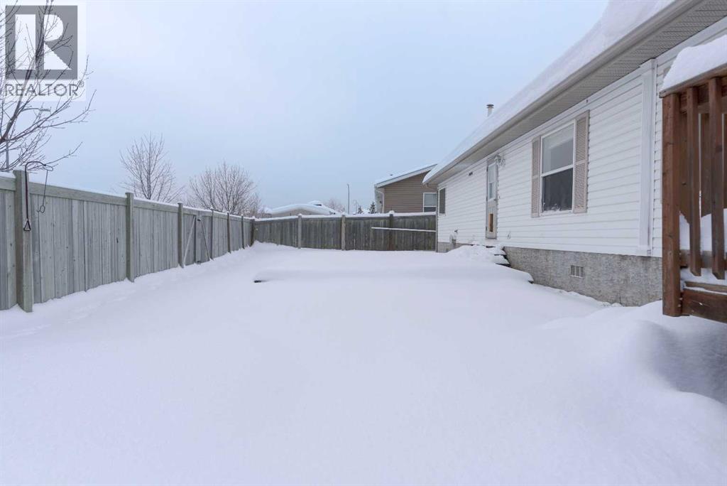 101 Balsam Way, Fort Mcmurray, Alberta T9K 0G2 - Photo 32 - A2275852