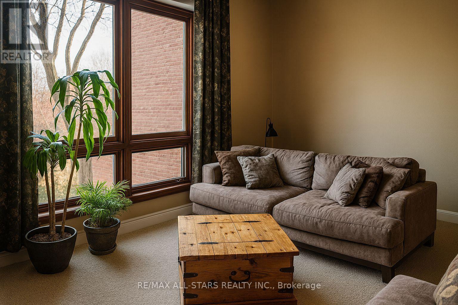 6 Hepworth Way, Markham, Ontario  L3P 3S9 - Photo 8 - N12480130