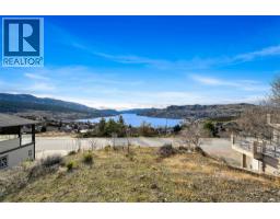 745 Middleton Way, coldstream, British Columbia