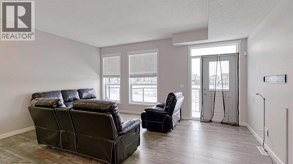 302, 70 Saddlestone Drive Ne, Calgary, Alberta  T3J 0W4 - Photo 8 - A2274977