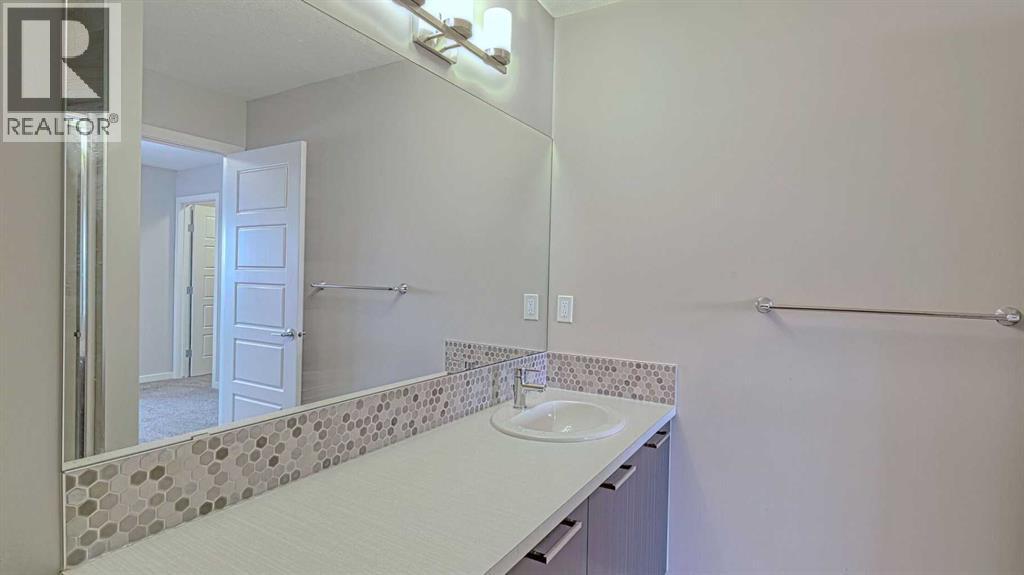 302, 70 Saddlestone Drive Ne, Calgary, Alberta  T3J 0W4 - Photo 26 - A2274977