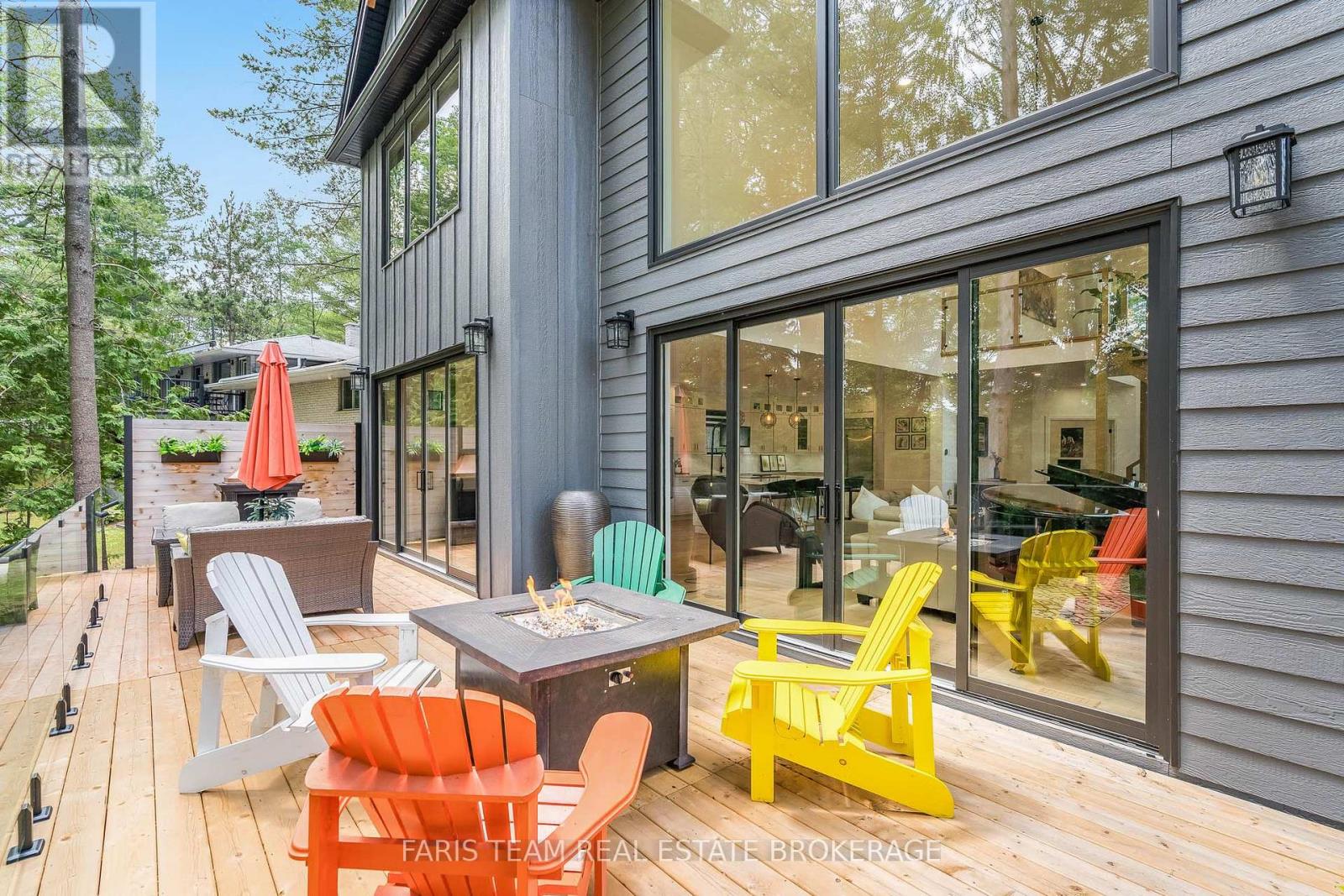 183 Woodland Drive, Wasaga Beach, Ontario  L9Z 2V4 - Photo 36 - S12646232