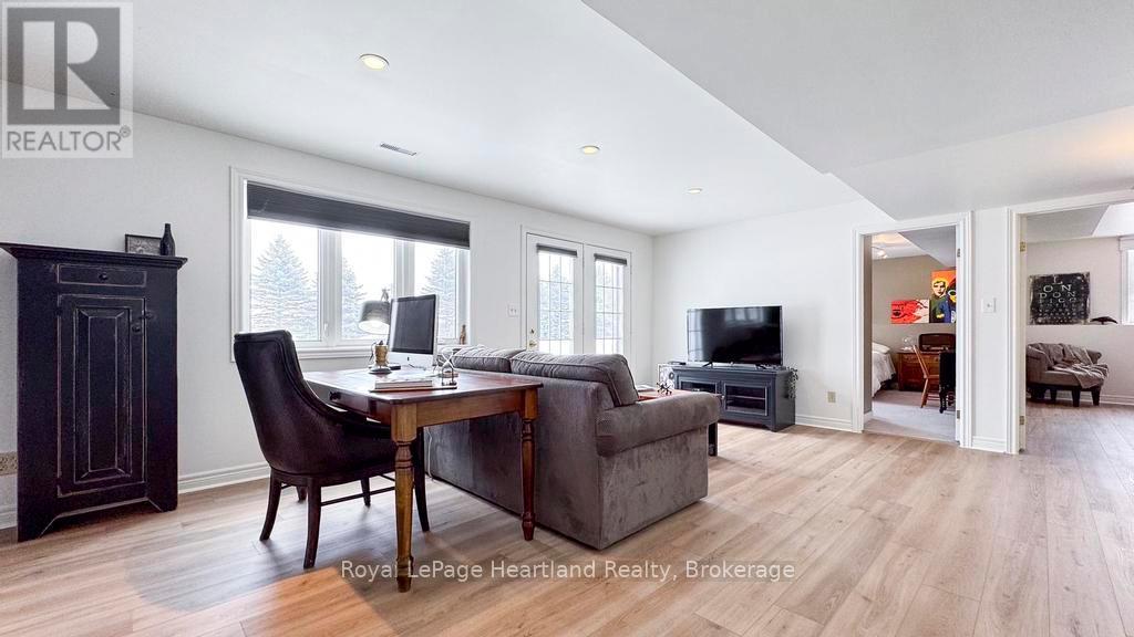 81572 Lucknow Line, Ashfield-Colborne-Wawanosh (Colborne), Ontario  N7A 3Y1 - Photo 18 - X12456150