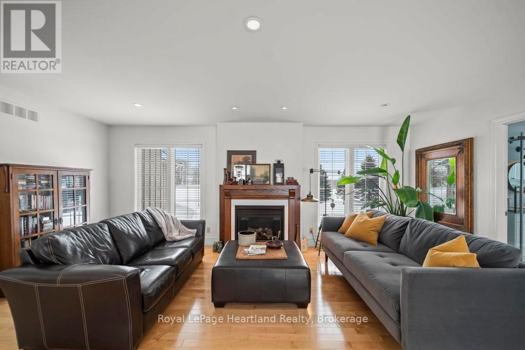 81572 Lucknow Line, Ashfield-Colborne-Wawanosh (Colborne), Ontario  N7A 3Y1 - Photo 7 - X12456150