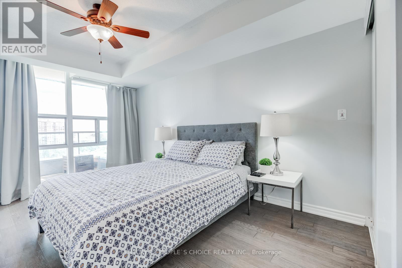 1110 - 33 Elm Drive W, Mississauga, Ontario  L5B 4M2 - Photo 12 - W12646296