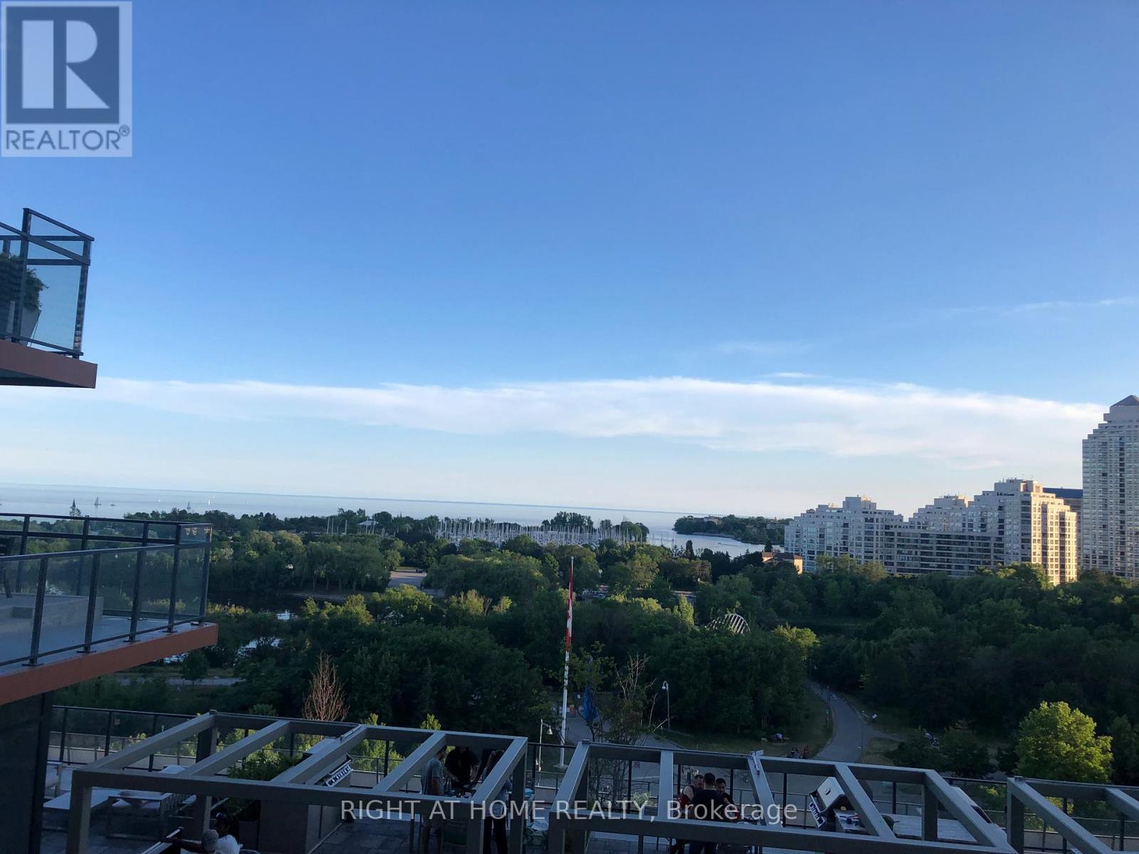 802 - 20 Shore Breeze Drive, Toronto, Ontario  M8V 1A1 - Photo 13 - W12646300