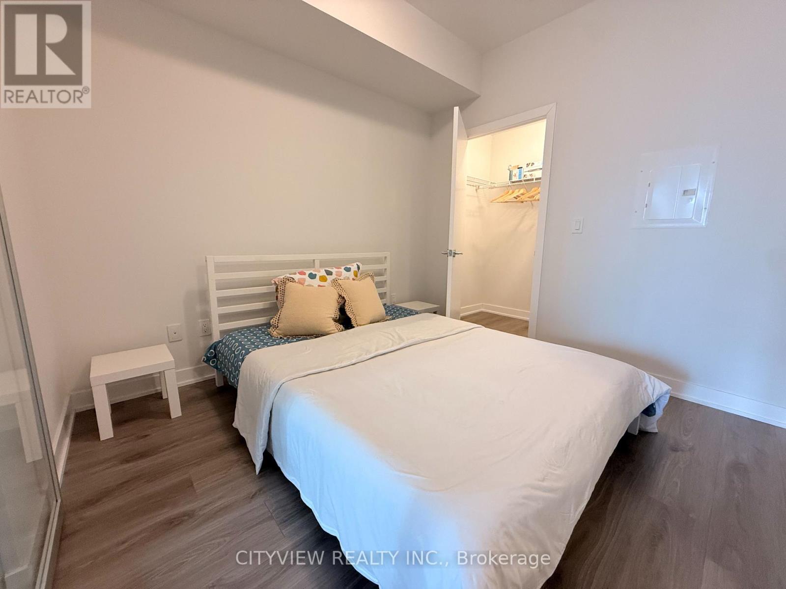 1709 - 4130 Parkside Village Drive, Mississauga, Ontario  L5B 3M8 - Photo 2 - W12646330