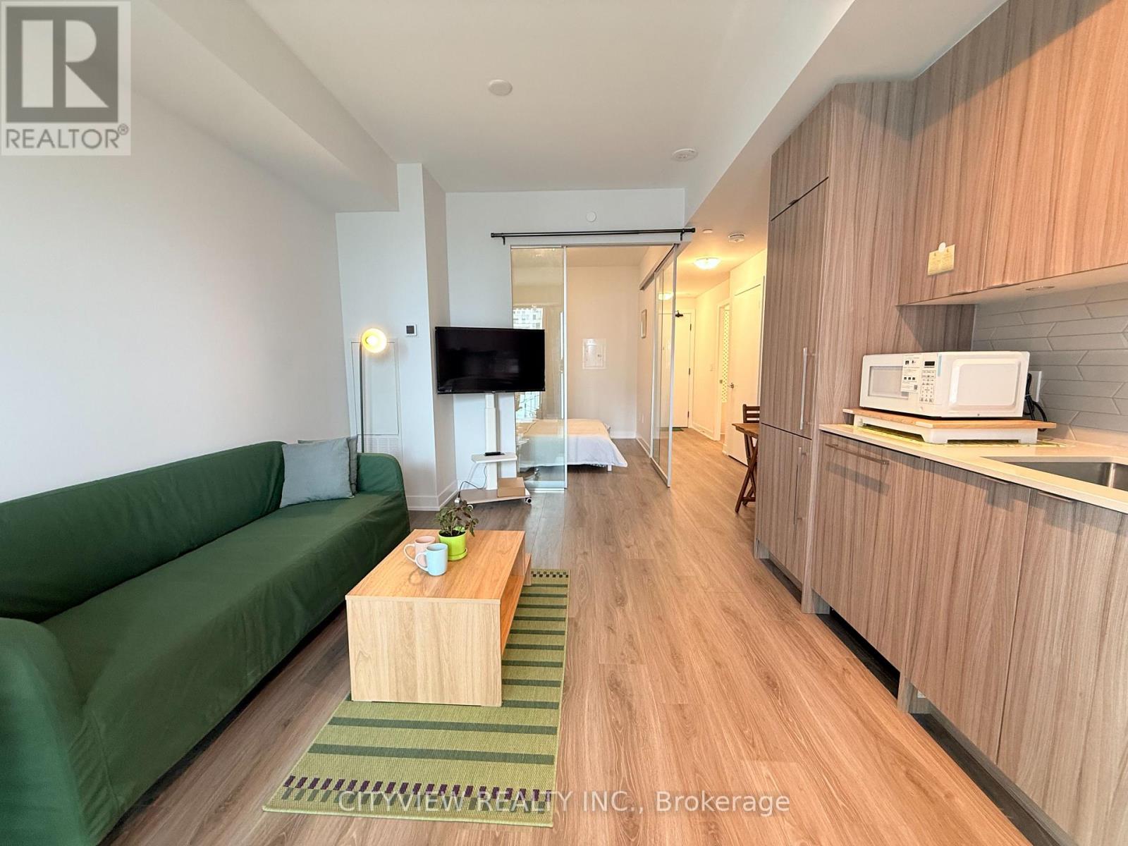 1709 - 4130 Parkside Village Drive, Mississauga, Ontario  L5B 3M8 - Photo 7 - W12646330