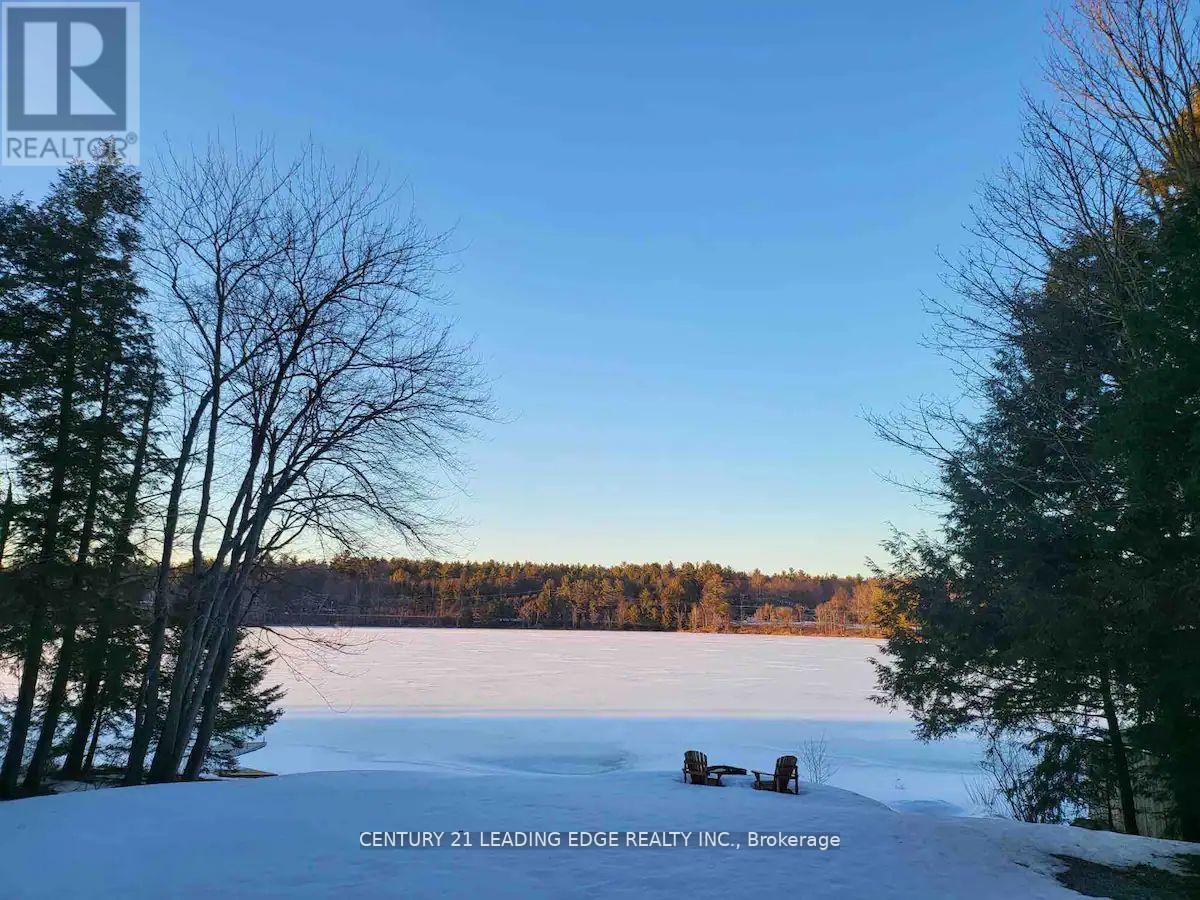 1095 Conservation Road, Gravenhurst, Ontario  P1P 1R3 - Photo 35 - X12646218