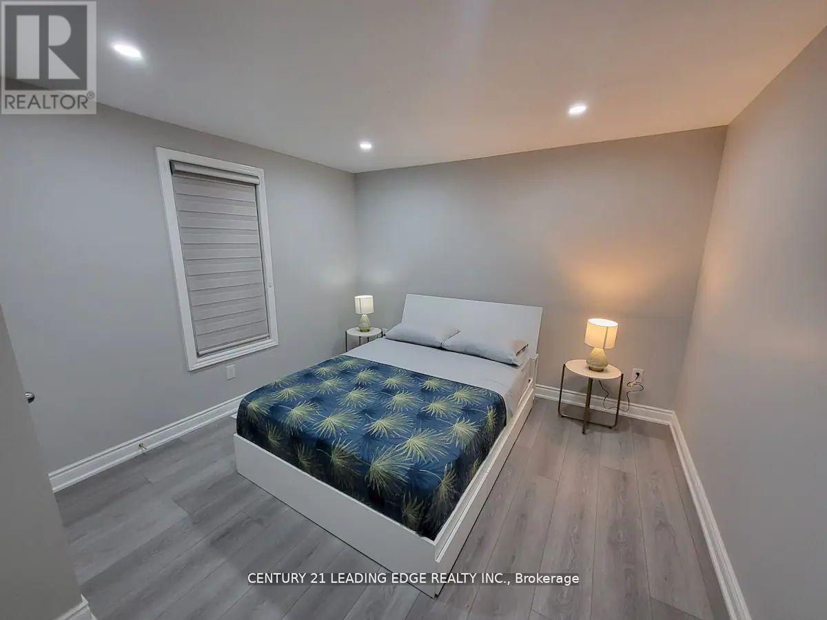 5595 Wesley Place, Niagara Falls, Ontario  L2E 3Z4 - Photo 8 - X12646228