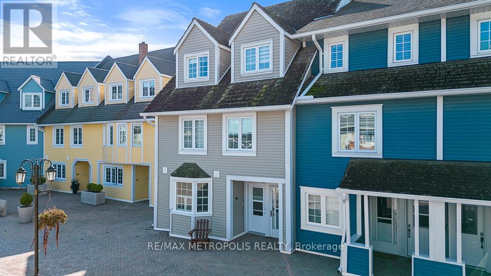 W9 - 1500 VENETIAN BOULEVARD, Point Edward, Ontario