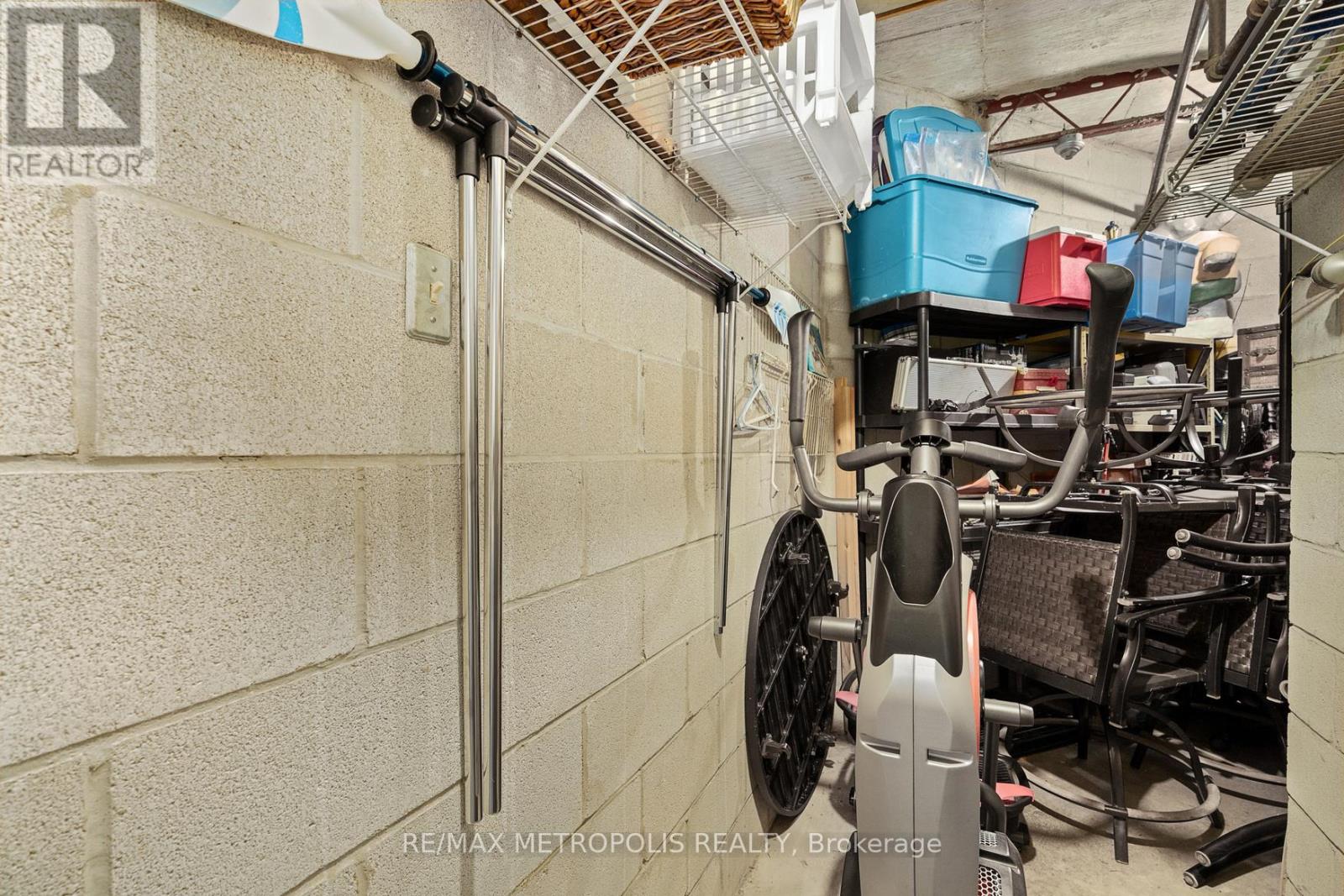 W9 - 1500 Venetian Boulevard, Point Edward, Ontario  N7T 7W4 - Photo 28 - X12646276