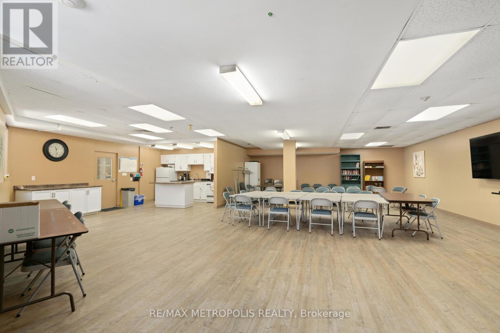 W9 - 1500 Venetian Boulevard, Point Edward, Ontario  N7T 7W4 - Photo 29 - X12646276