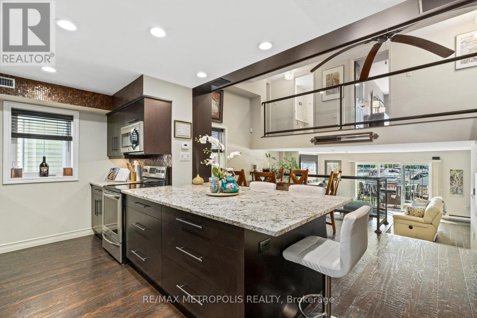 W9 - 1500 Venetian Boulevard, Point Edward, Ontario  N7T 7W4 - Photo 8 - X12646276