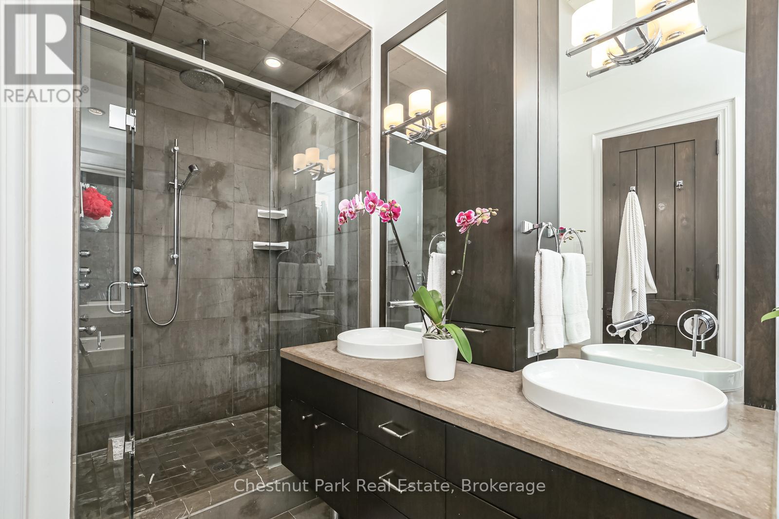 120 Timber Leif Ridge, Blue Mountains, Ontario N0H 2P0 - Photo 23 - X12646362