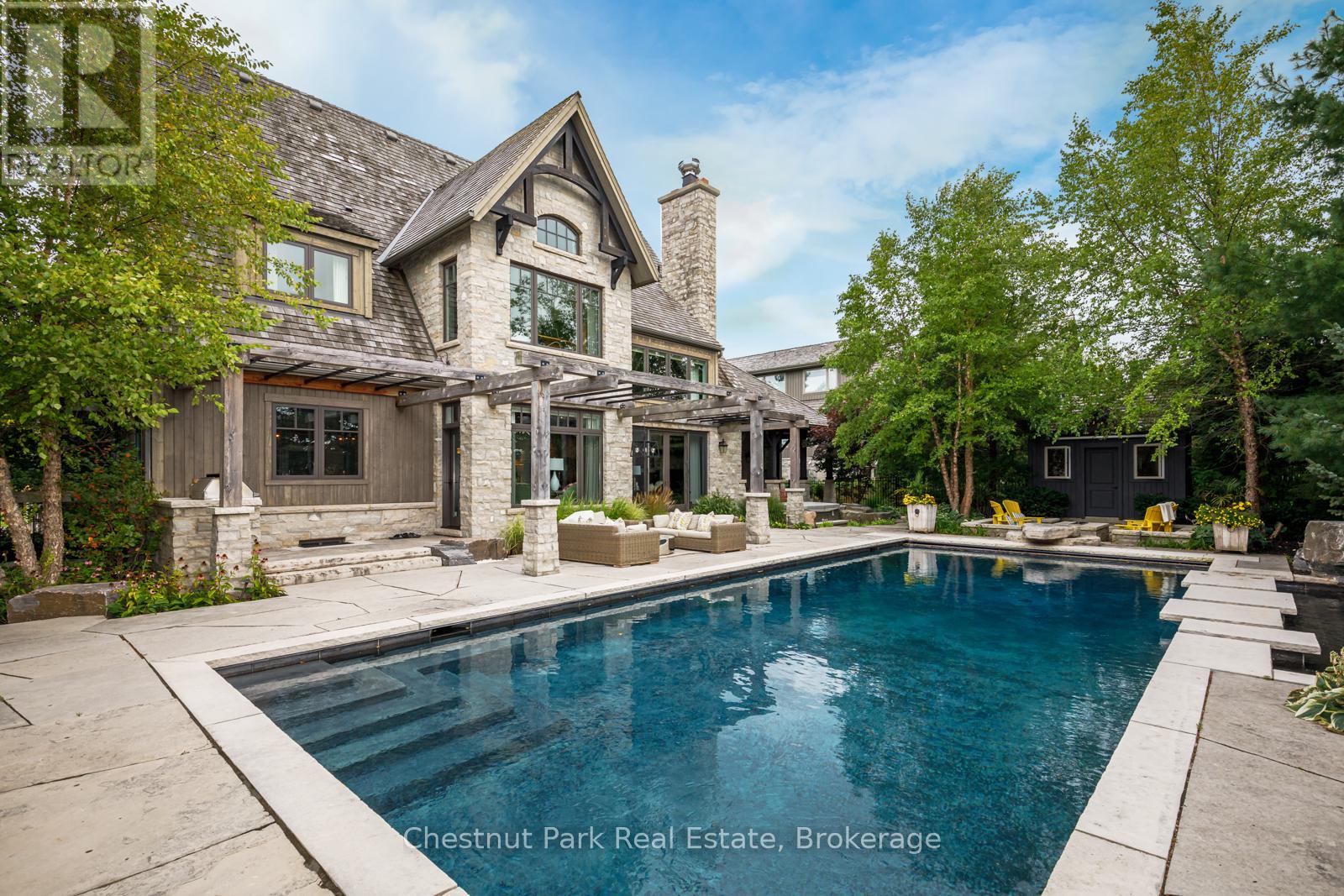 120 Timber Leif Ridge, Blue Mountains, Ontario N0H 2P0 - Photo 4 - X12646362