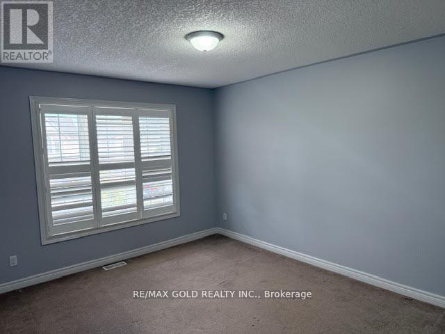 758 Grand Banks Drive, Waterloo, Ontario  N2K 4N3 - Photo 11 - X12646160