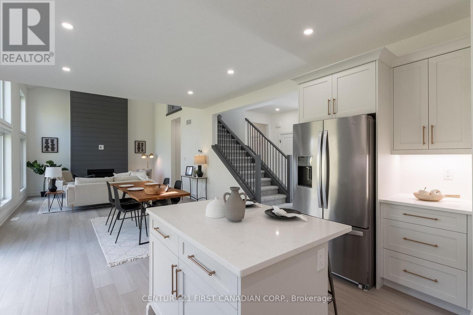 116 Sheldabren Street, North Middlesex, Ontario  N0M 1A0 - Photo 15 - X12630916