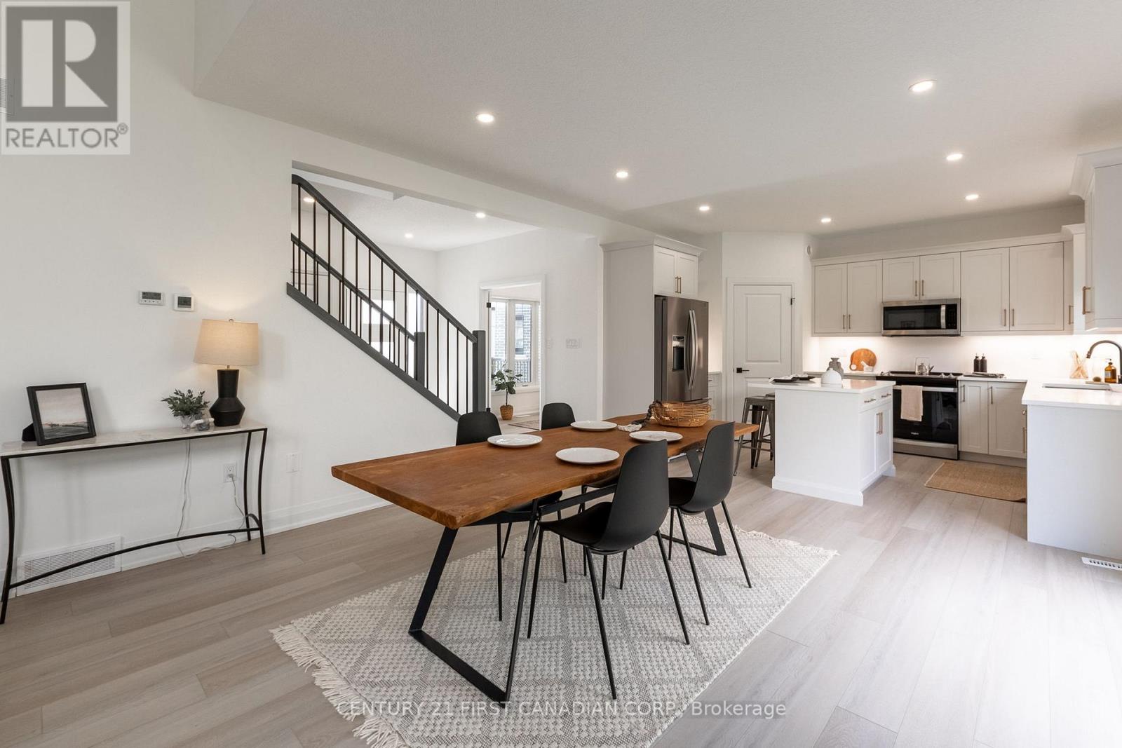 116 Sheldabren Street, North Middlesex, Ontario  N0M 1A0 - Photo 17 - X12630916