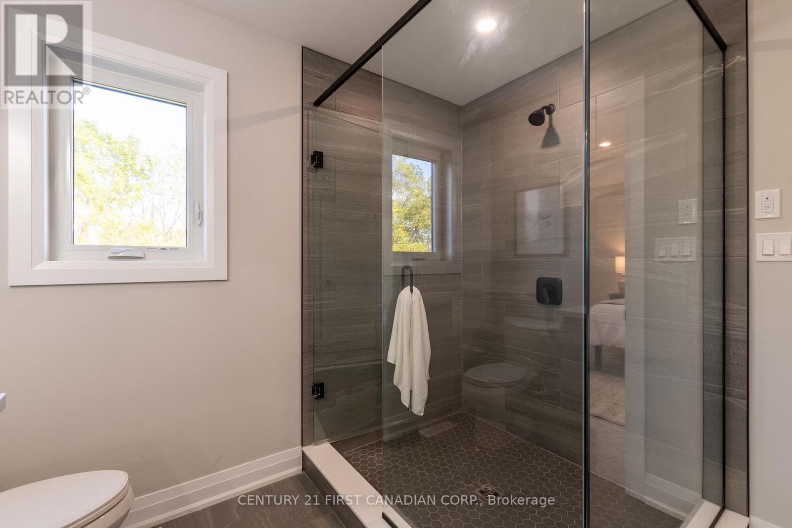 116 Sheldabren Street, North Middlesex, Ontario  N0M 1A0 - Photo 30 - X12630916