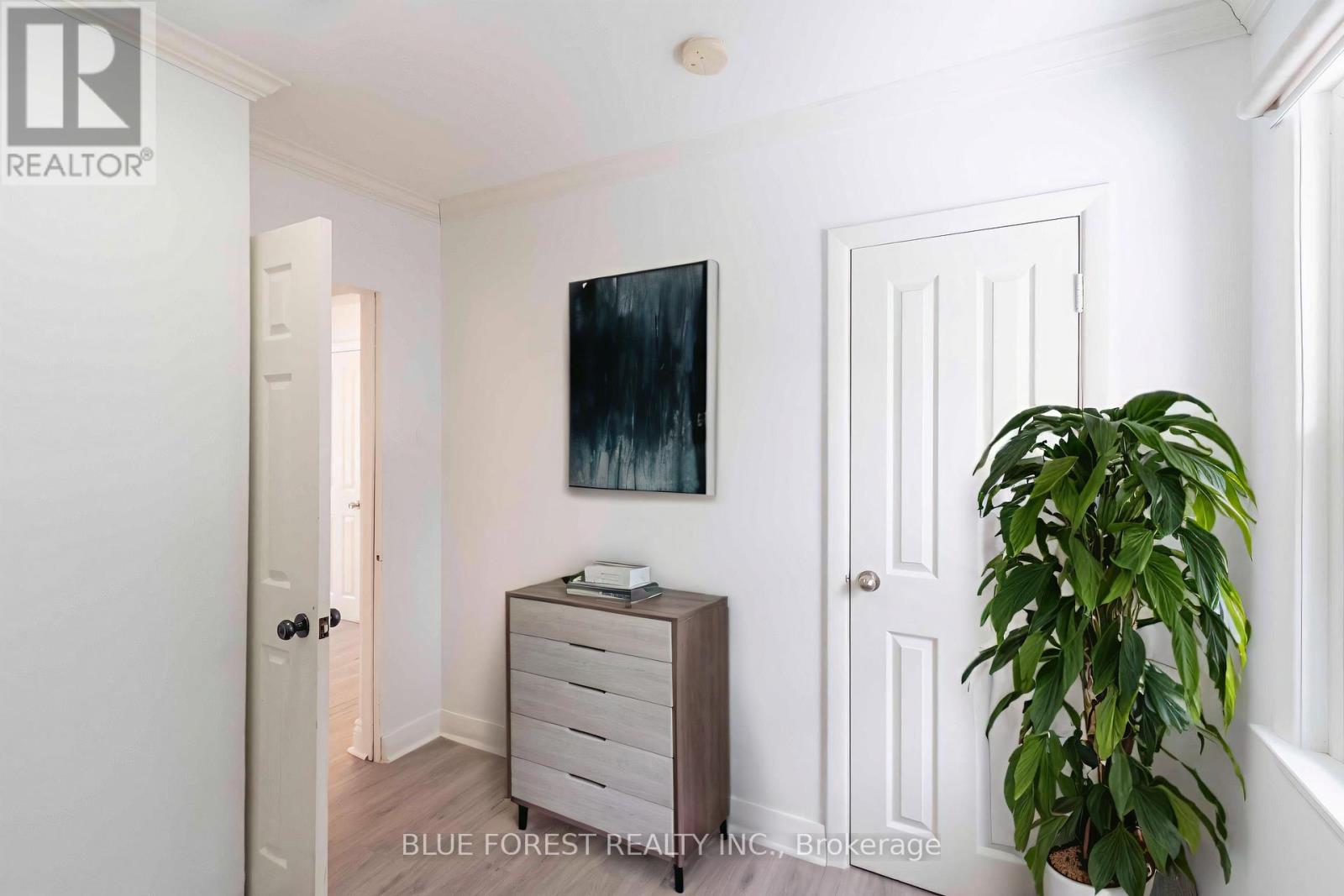 24 Daleview Crescent, London North, Ontario  N5X 1H1 - Photo 12 - X12646348