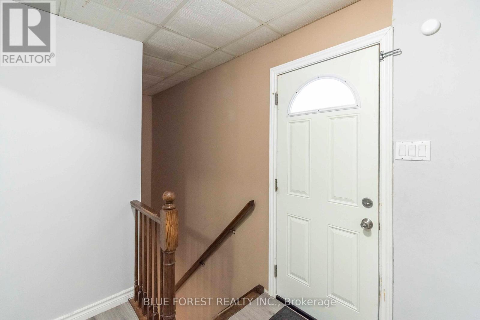 24 Daleview Crescent, London North, Ontario  N5X 1H1 - Photo 19 - X12646348