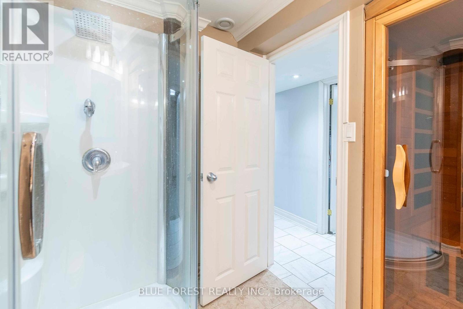 24 Daleview Crescent, London North, Ontario  N5X 1H1 - Photo 23 - X12646348