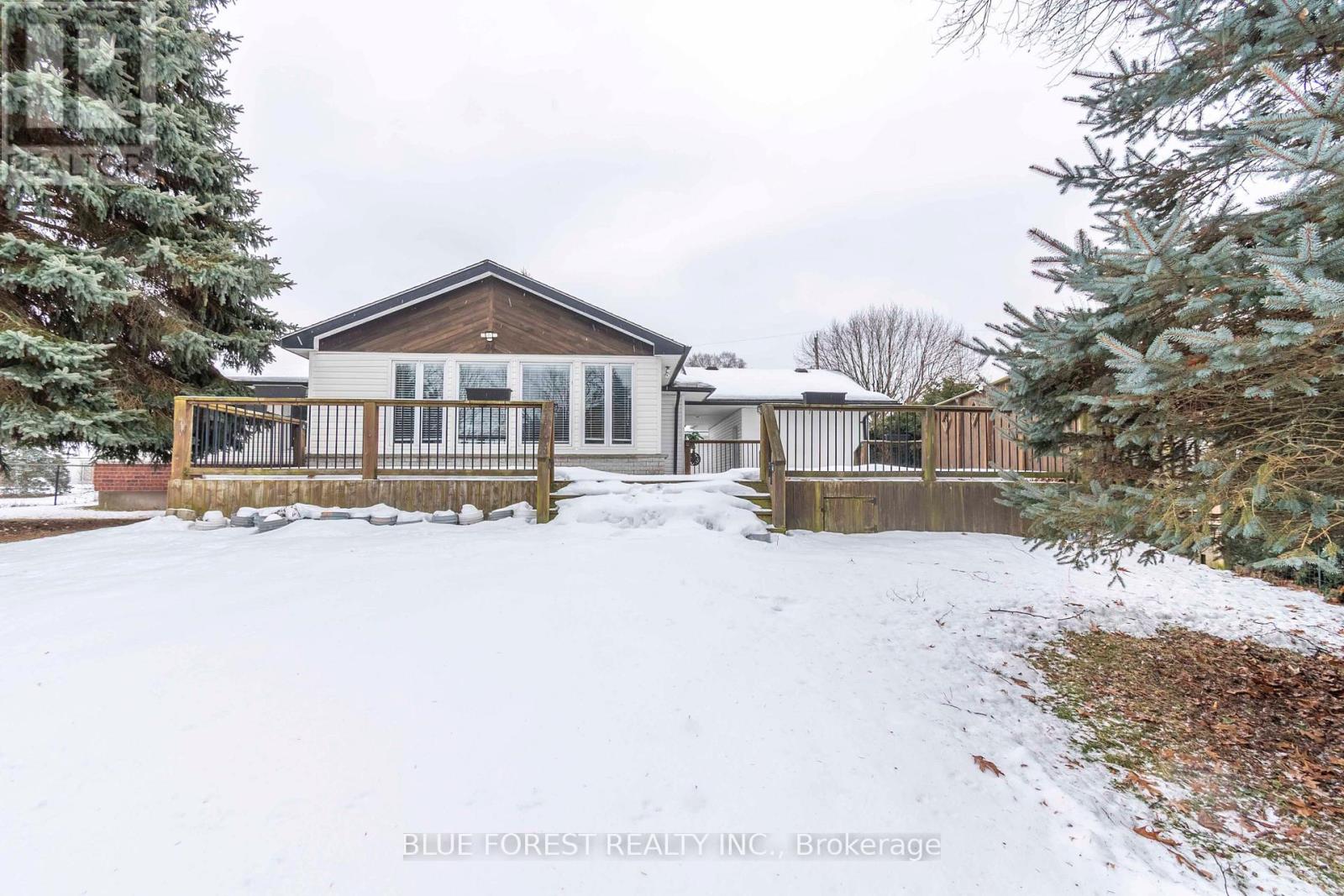 24 Daleview Crescent, London North, Ontario  N5X 1H1 - Photo 34 - X12646348