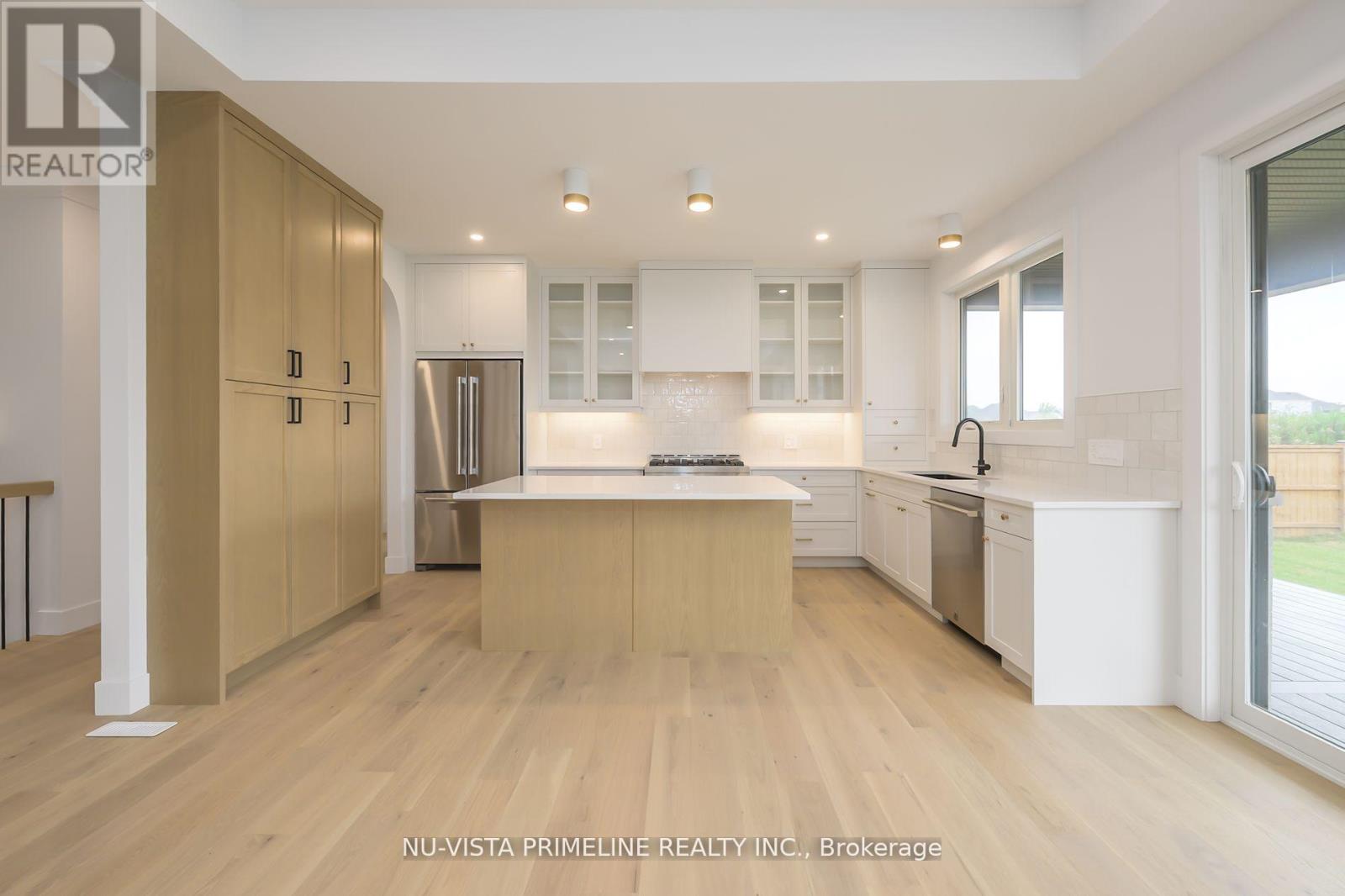 186 Timberwalk Trail, Middlesex Centre, Ontario  N0M 2A0 - Photo 9 - X12646350