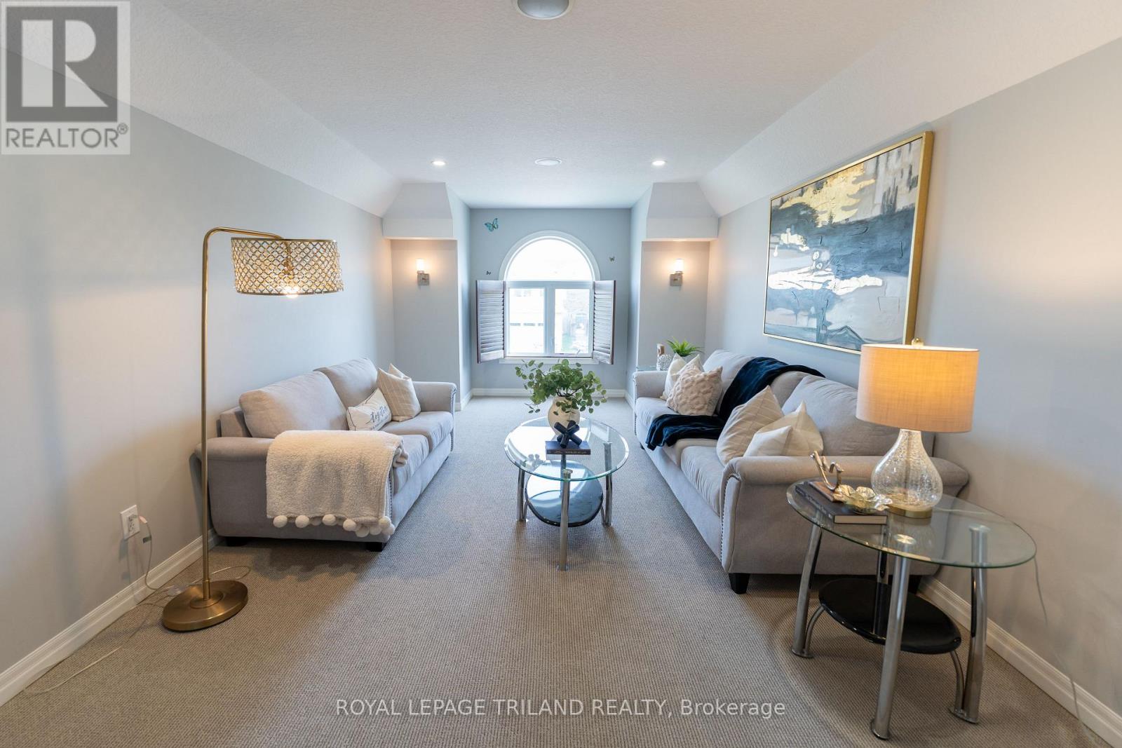 1984 Jubilee Drive, London North, Ontario  N6G 0H7 - Photo 14 - X12646376