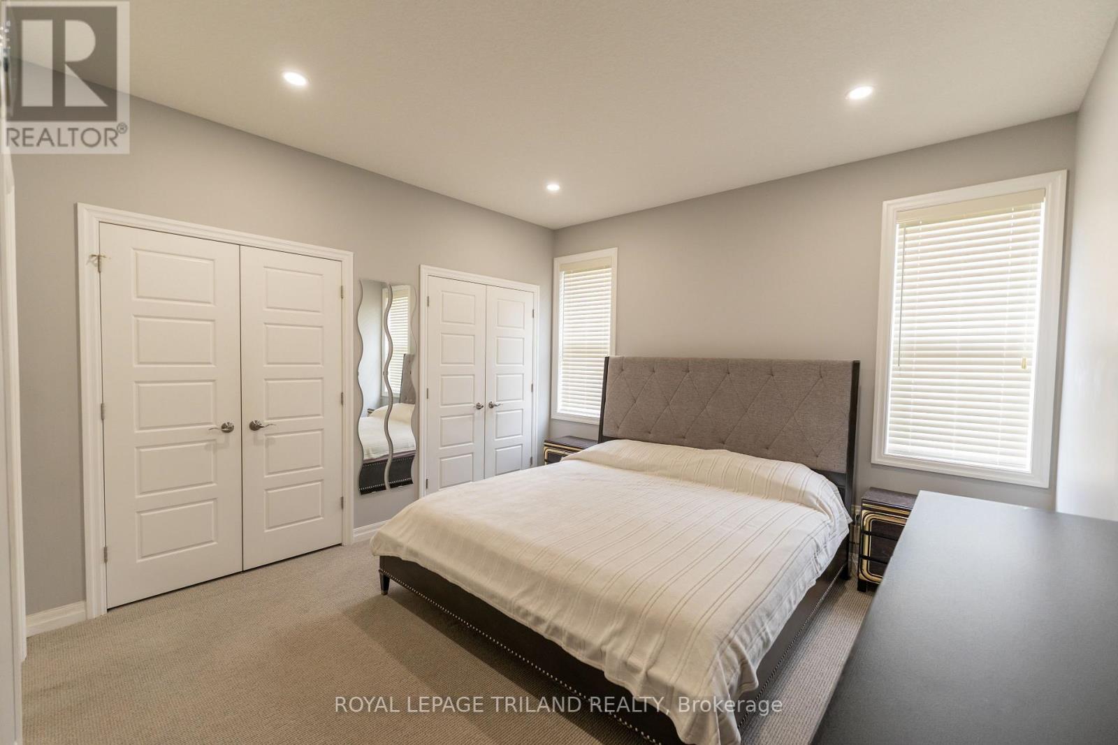 1984 Jubilee Drive, London North, Ontario  N6G 0H7 - Photo 18 - X12646376