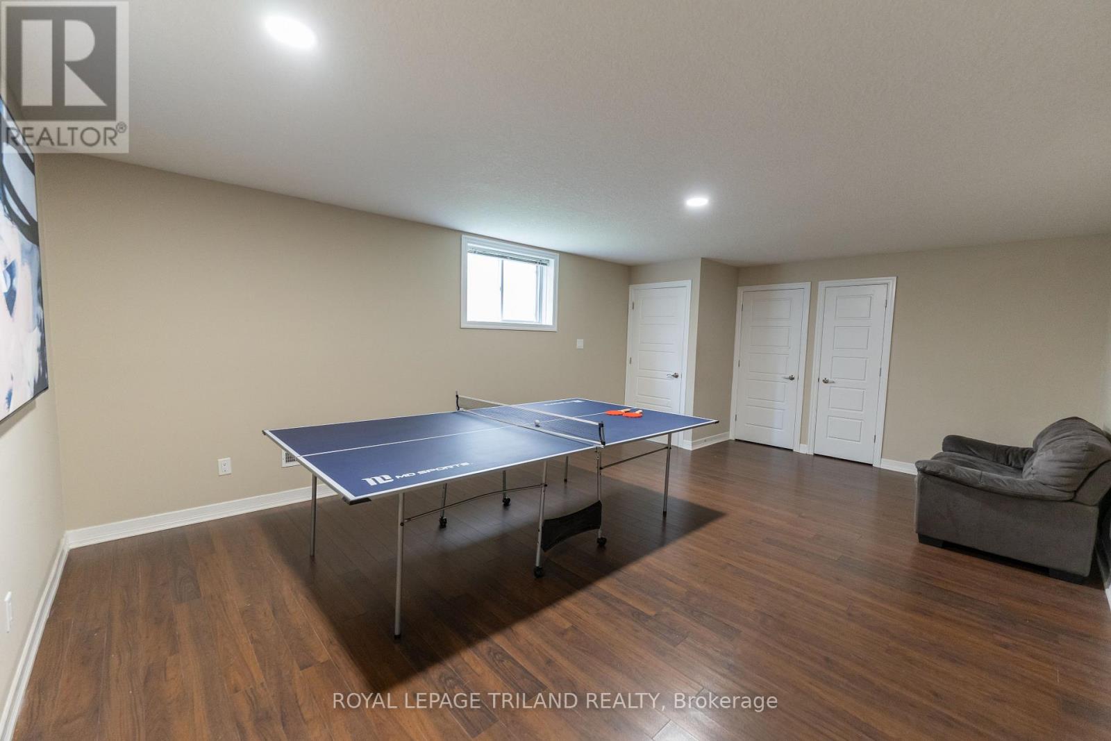 1984 Jubilee Drive, London North, Ontario  N6G 0H7 - Photo 30 - X12646376