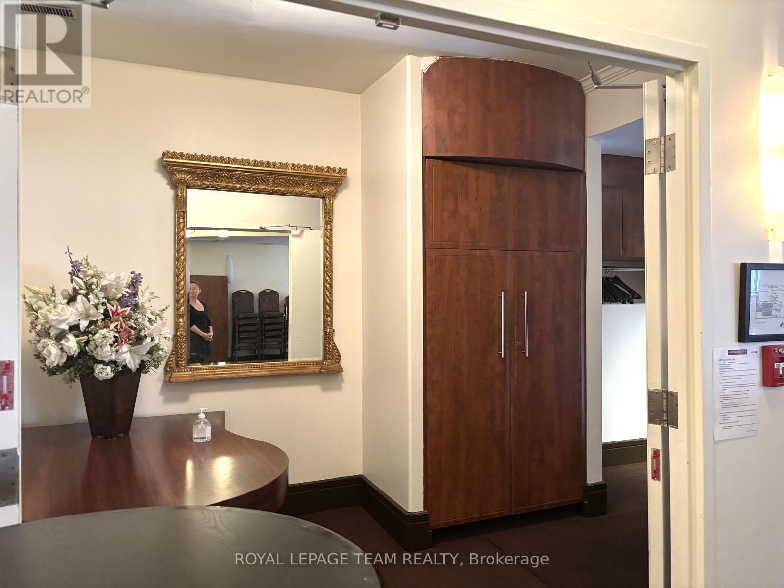 254 Preston Street, Ottawa, Ontario  K1R 7R4 - Photo 9 - X12646372