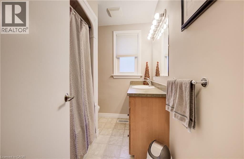 143 Rosedale Avenue, Hamilton, Ontario  L8K 4N3 - Photo 20 - 40794782