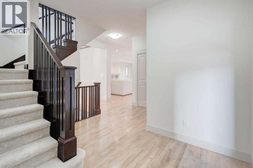 1410 26a Street Sw, Calgary, Alberta  T3C 1K8 - Photo 2 - A2275532