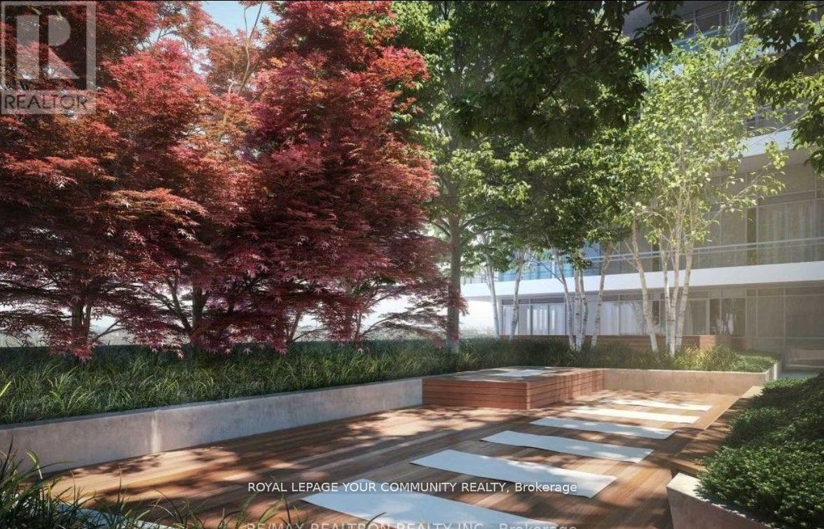 1005 - 70 Princess Street, Toronto, Ontario  M5A 0X6 - Photo 2 - C12646346