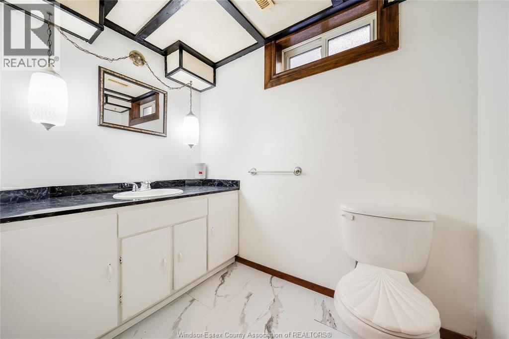 9223 Esplanade Drive, Windsor, Ontario  N8R 1J2 - Photo 19 - 25031916