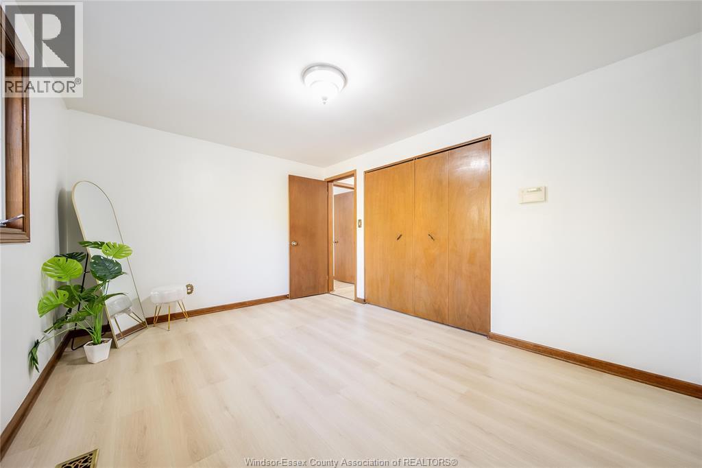 9223 Esplanade Drive, Windsor, Ontario  N8R 1J2 - Photo 13 - 25031916