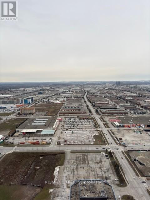 4902 - 8 Interchange Way, Vaughan, Ontario  L4K 0R2 - Photo 7 - N12646356