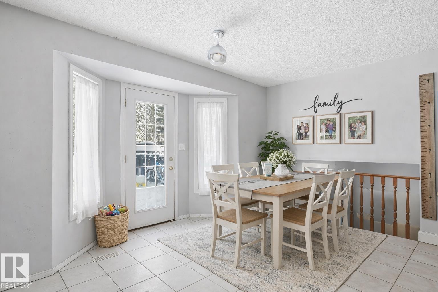 3623 24 Av Nw, Edmonton, Alberta  T6L 4V5 - Photo 21 - E4468229