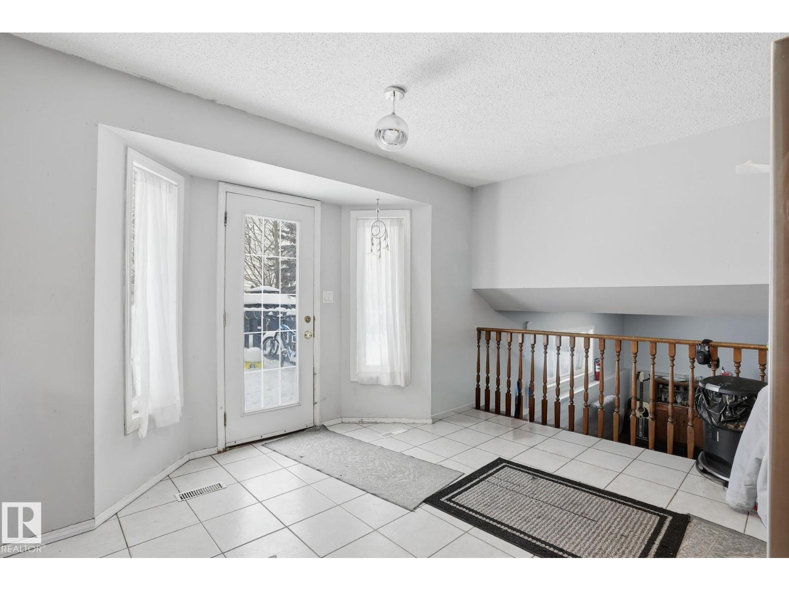 3623 24 Av Nw, Edmonton, Alberta  T6L 4V5 - Photo 22 - E4468229