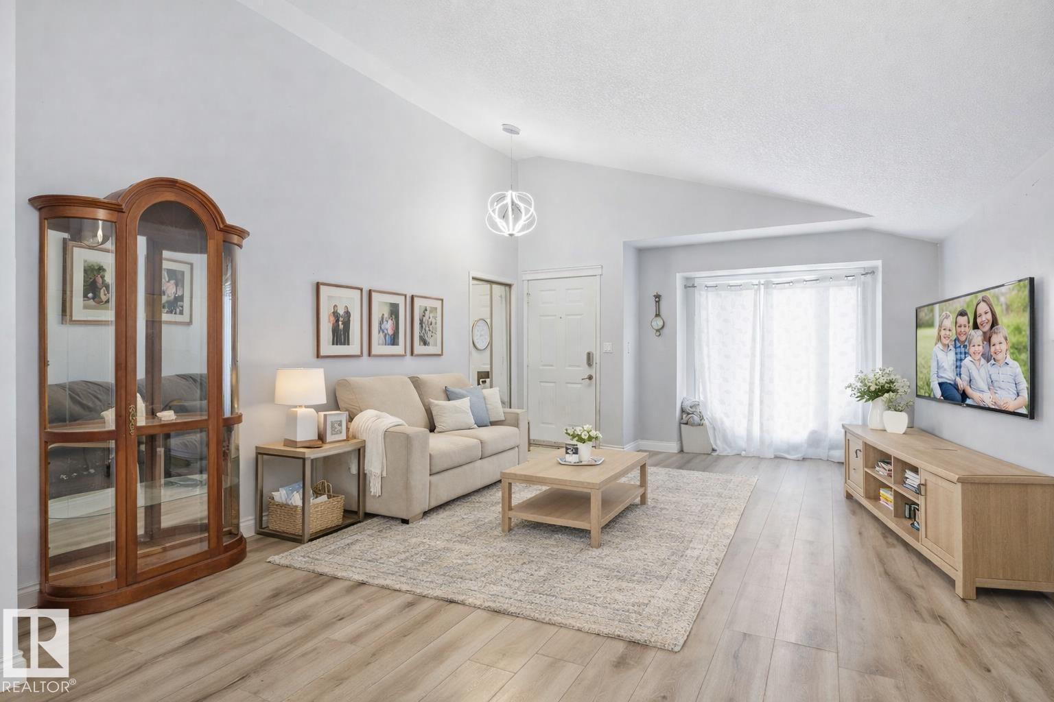 3623 24 Av Nw, Edmonton, Alberta  T6L 4V5 - Photo 13 - E4468229